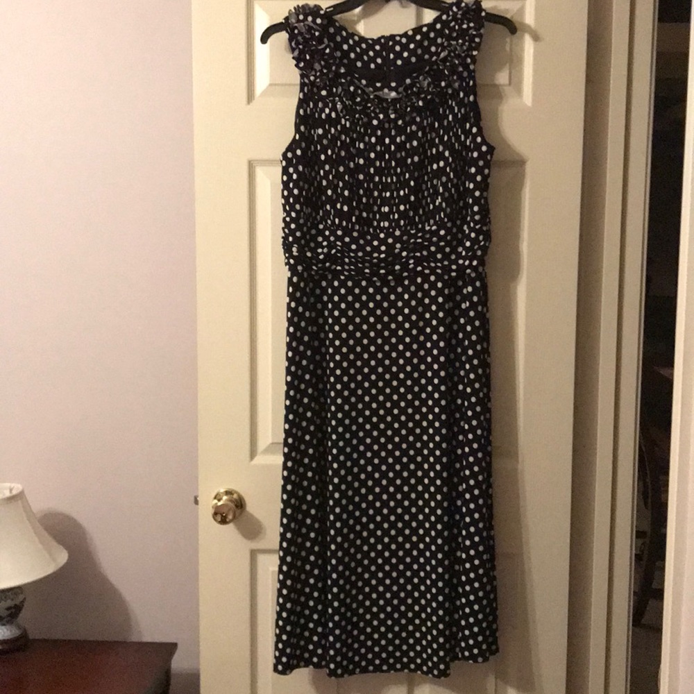 Flowy polka dot dress by Jessica Howard